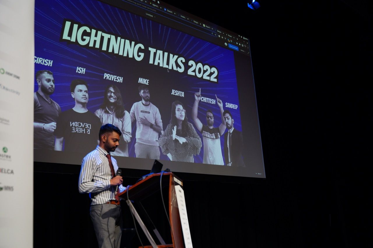 Sandeep presenting the Lightning Speakers 2022, Photo by Arwin Neil Baichoo